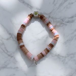 Cute aesthetic, clay bracelet with a cute daisy handmade